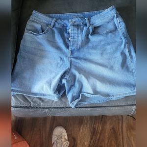 Maurices Jean shorts